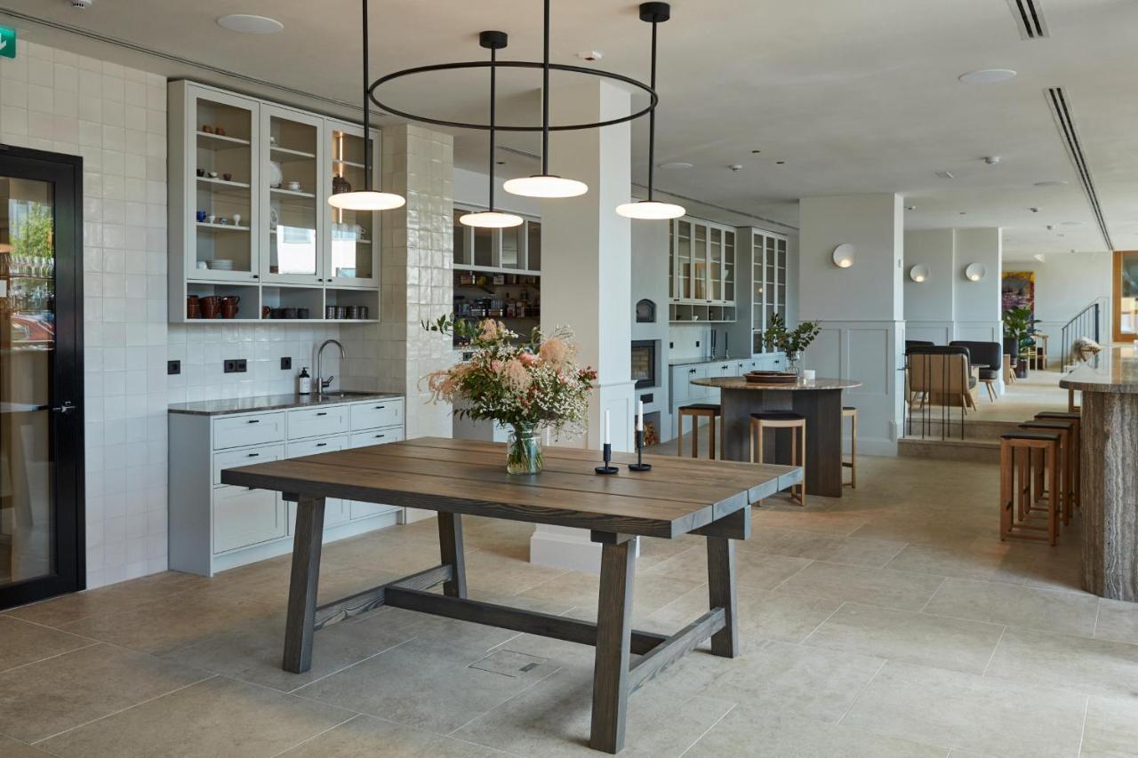 Runo Hotel Porvoo Exterior foto The kitchen at the 1000m² penthouse